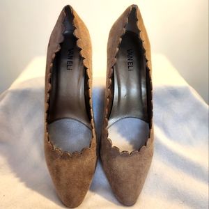 Vaneli suede pumps
